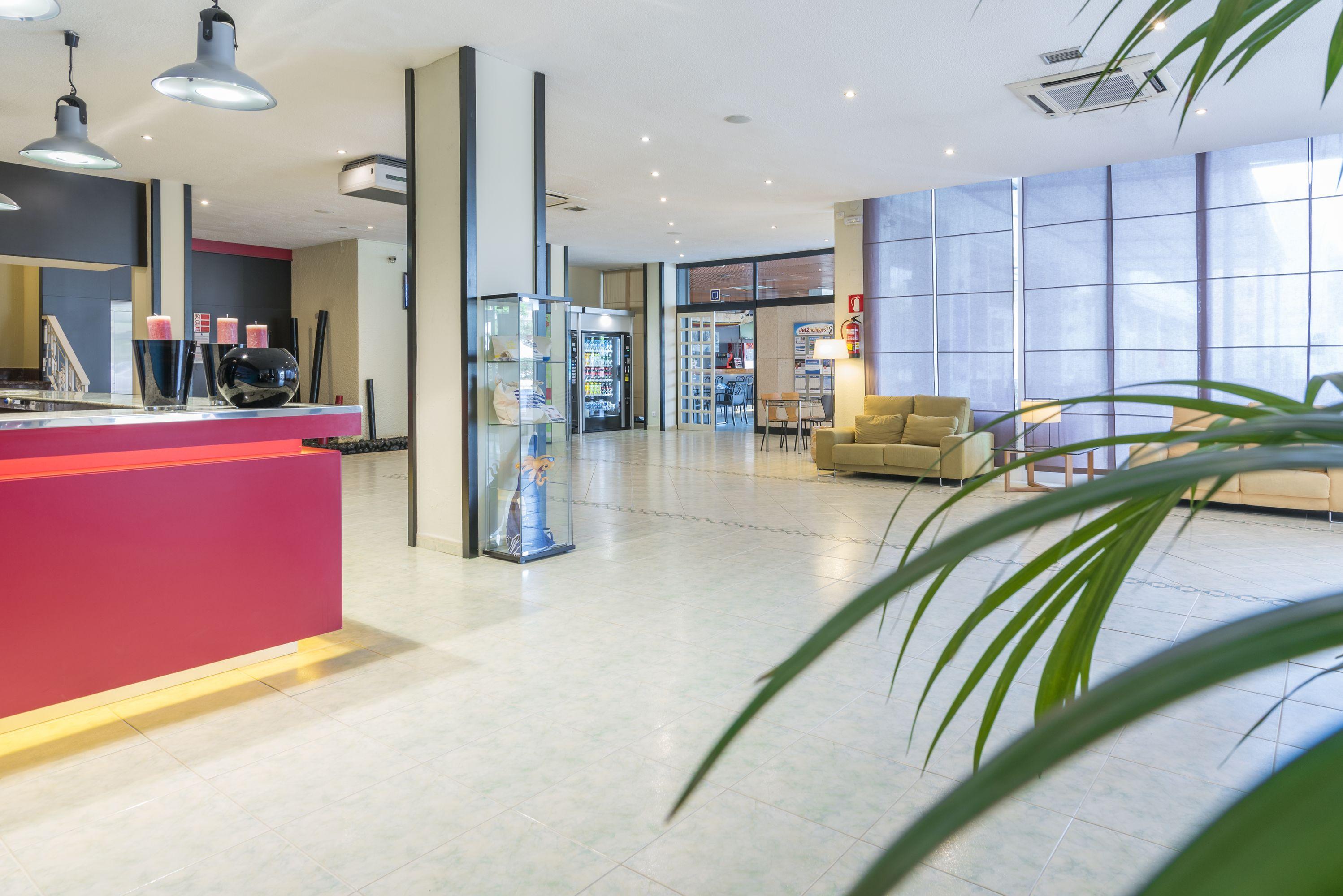 Azuline Hotel Pacific Sant Antoni de Portmany Екстериор снимка