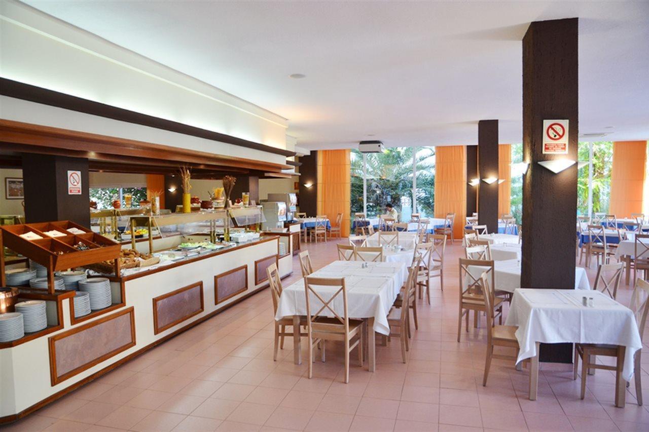 Azuline Hotel Pacific Sant Antoni de Portmany Екстериор снимка