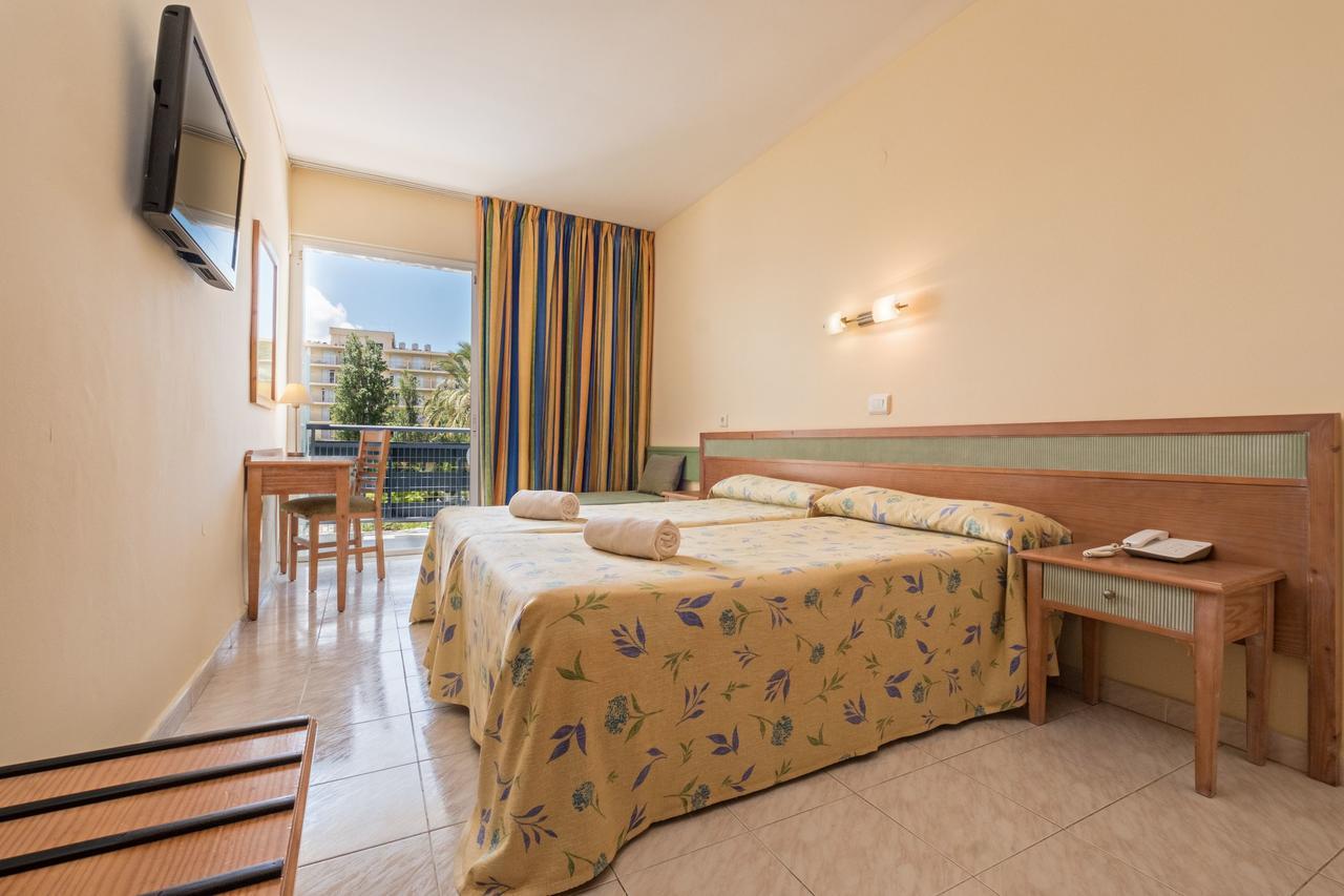 Azuline Hotel Pacific Sant Antoni de Portmany Екстериор снимка